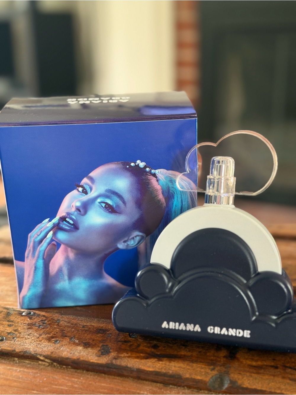 Ariana Grande Cloud 2.0 Intense Eau de Parfume– Purple & White Box
